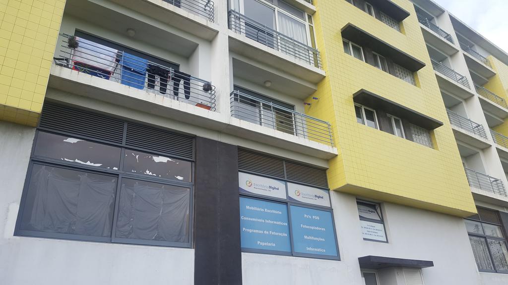 Apartamento Vista Deslumbrante 蓬塔德尔加达 外观 照片