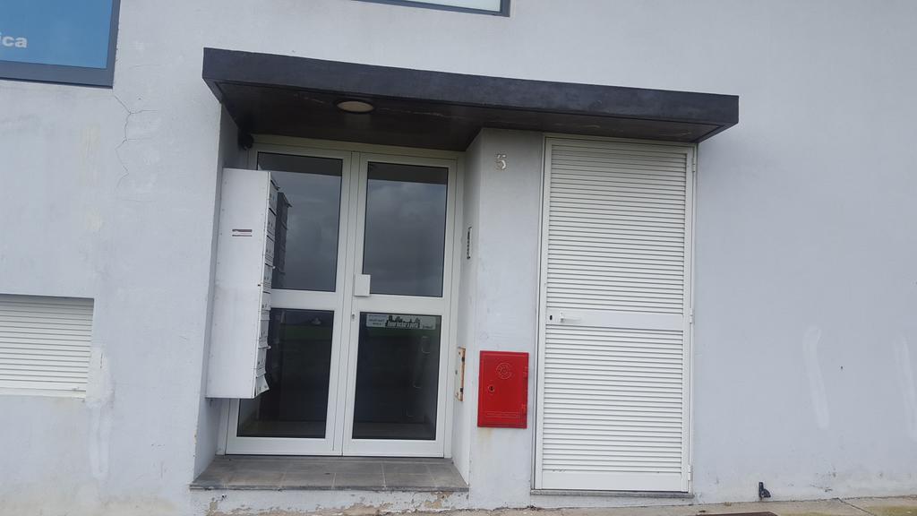 Apartamento Vista Deslumbrante 蓬塔德尔加达 外观 照片